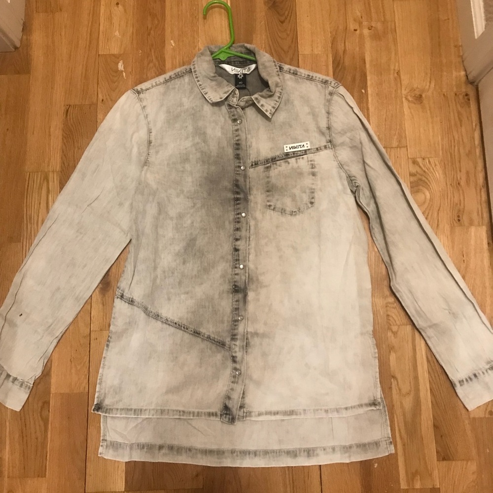 Nikita button down